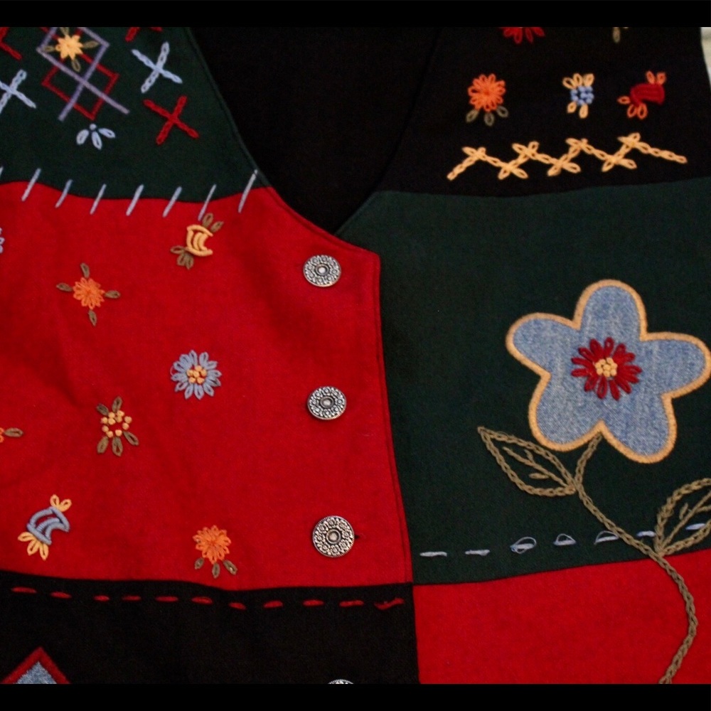 Stonebridge Embroidered Patchwork Vest - image 3